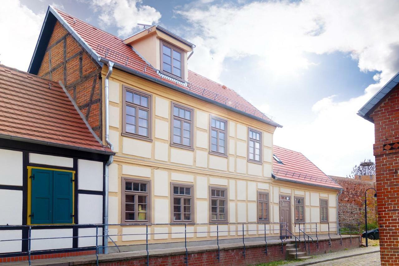 Villa Schrot-Kontor Tangermünde Esterno foto